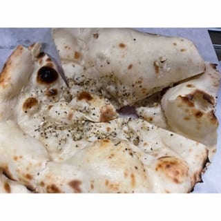 Garlic & Basil Naan